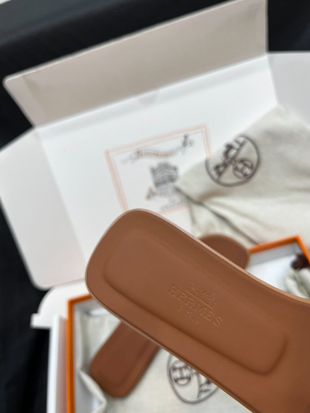 Hermès Oran H-Shaped Sandals - Picture 9 of 9